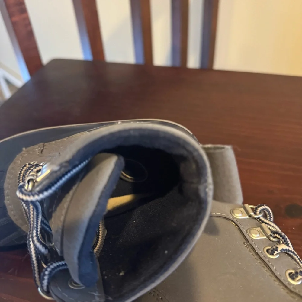 Sperry Bowline Kids Gray and navy blue waterproof snow boots size 12
